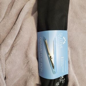 Sutra hair straightener